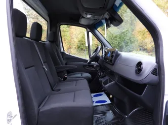 Mercedes Sprinter wywrotka 165KM 010485 - detal