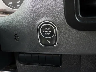 Mercedes Sprinter wywrotka 160KM 111731 - fotele