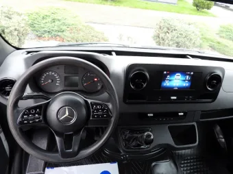 Mercedes Sprinter wywrotka 165KM 010485 - licznik