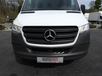 Mercedes Sprinter wywrotka 160KM 111731 - tyl zabudowy
