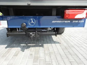 Mercedes Sprinter doka skrzynia 160KM 045542 - detal zabudowy