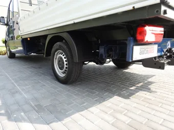 Mercedes Sprinter doka skrzynia 160KM 045542 - element zabudowy