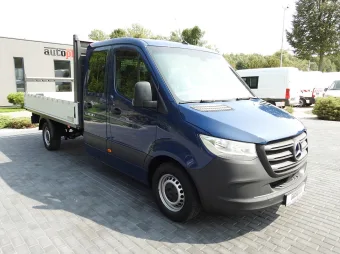 Mercedes Sprinter doka skrzynia 160KM 045542 - przód prawy