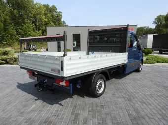 Mercedes Sprinter doka skrzynia 160KM 045542 - tył