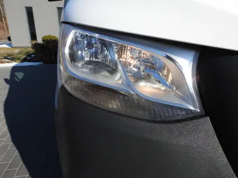 Mercedes Sprinter furgon chłodnia 140KM 014823 - detal