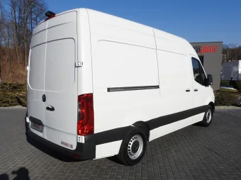 Mercedes Sprinter furgon chłodnia 140KM 014823 - licznik