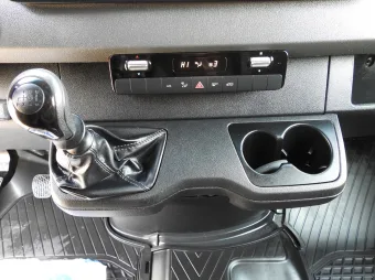Mercedes Sprinter furgon chłodnia 140KM 014823 - podsufitka