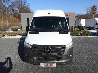 Mercedes Sprinter furgon chłodnia 140KM 014823 - przod
