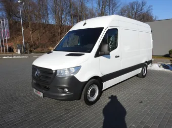 Mercedes Sprinter furgon chłodnia 140KM 014823 - przod lewy