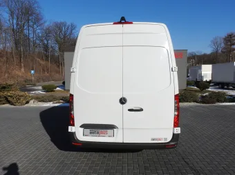 Mercedes Sprinter furgon chłodnia 140KM 014823 - zabudowa