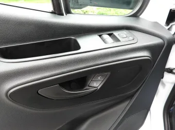 Mercedes Sprinter kontener winda 8 palet 150KM 203531 - panel