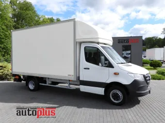 Mercedes Sprinter kontener winda 8 palet 150KM 203531 - przod