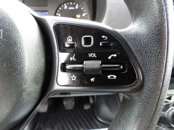 Mercedes Sprinter kontener winda 8 palet 150KM 203531 - wnetrze