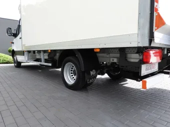 Mercedes Sprinter kontener winda 8 palet 150KM 203531 - zabudowa