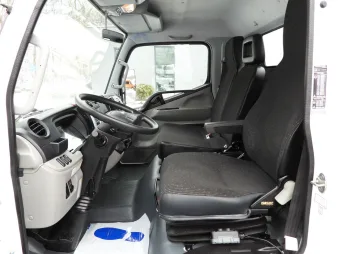 Mitsubishi Canter wywrotka 150KM D13361 - radio