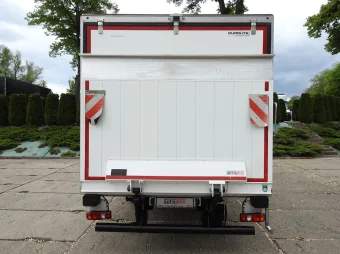 Mitsubishi Canter kontener chłodnia 14 palet 150KM 1866 - bok tyl