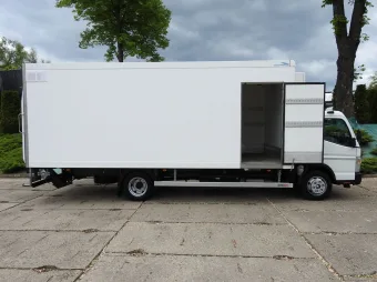Mitsubishi Canter kontener chłodnia 14 palet 150KM 1866 - detal