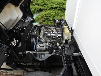Mitsubishi Canter kontener chłodnia 14 palet 150KM 1866 - fotele