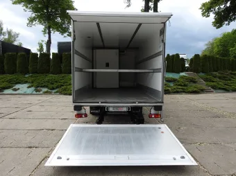Mitsubishi Canter kontener chłodnia 14 palet 150KM 1866 - rama
