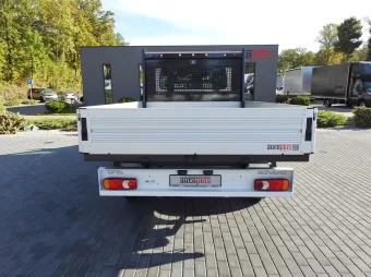 Opel Movano doka skrzynia 130KM 180836 - bok tyl