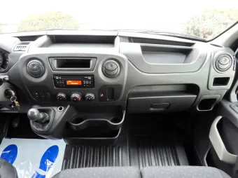 Opel Movano doka skrzynia 130KM 166996 - radio