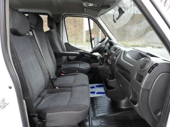 Opel Movano doka skrzynia 130KM 166996 - wnetrze