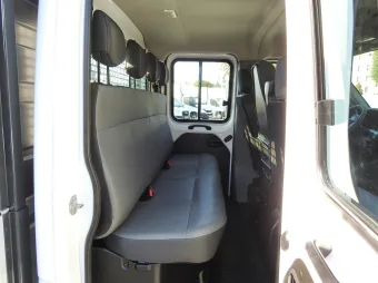 Opel Movano doka skrzynia 130KM 180836 - wnetrze