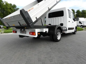 Opel Movano doka wywrotka 145KM 217566 - siedzenia