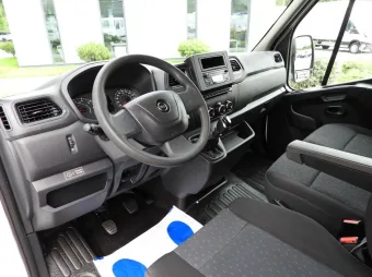 Opel Movano doka wywrotka 145KM 217566 - srodek