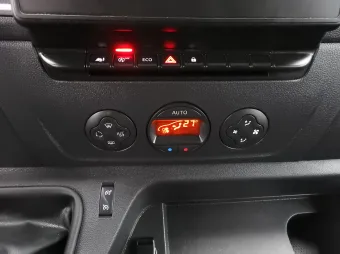 Opel Movano furgon chłodnia 150KM 271674 - klima