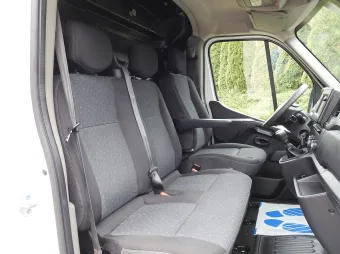 Opel Movano furgon chłodnia 136KM 265354 - konsola