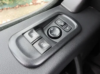 Opel Movano furgon chłodnia 136KM 265354 - licznik