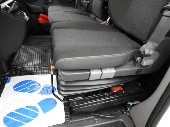 Opel Movano furgon chłodnia 150KM 271674 - radio