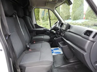 Opel Movano furgon chłodnia 136KM 265354 - wnetrze