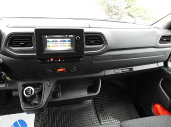 Opel Movano furgon chłodnia 150KM 271674 - wnetrze