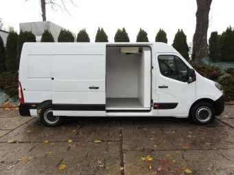 Opel Movano furgon chłodnia 136KM 248296 - zaladunek