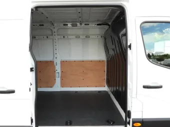 Opel Movano furgon 150KM 273051 - kokpit