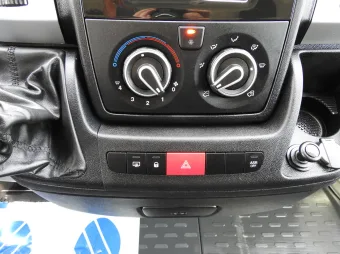 Opel Movano furgon 140KM 015534 - panel