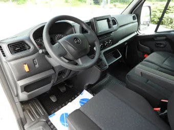 Opel Movano furgon 150KM 273051 - srodek