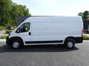 Opel Movano furgon 140KM 015534 - tyl
