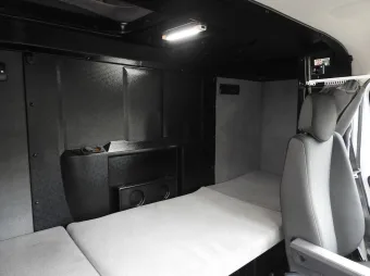 Opel Movano skrzynia plandeka 10 palet 165KM 226432 - fotel kierowcy