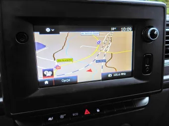 Opel Movano skrzynia plandeka 10 palet 165KM 229436 - fotel kierowcy