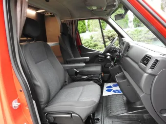 Opel Movano skrzynia plandeka 10 palet 165KM 252816 - fotel pasazera