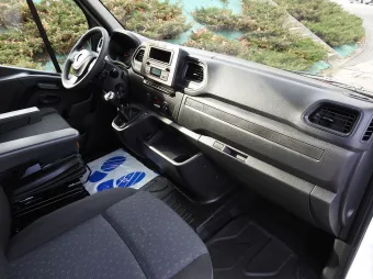 Opel Movano skrzynia plandeka 10 palet 165KM 254222 - fotel pasazera
