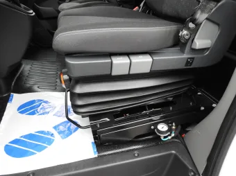 Opel Movano skrzynia plandeka 10 palet 165KM 229436 - fotele