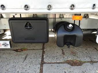 Opel Movano skrzynia plandeka 10 palet 165KM 1735 - kabina
