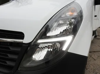 Opel Movano skrzynia plandeka 10 palet 165KM 229436 - kokpit