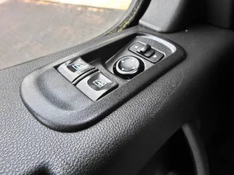 Opel Movano skrzynia plandeka 8 palet 165KM 255887 - radio