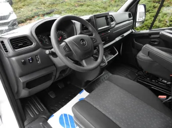 Opel Movano skrzynia plandeka 10 palet 165KM 229436 - srodek