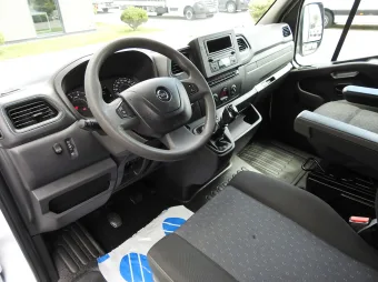 Opel Movano skrzynia plandeka 10 palet 165KM 237919 - srodek